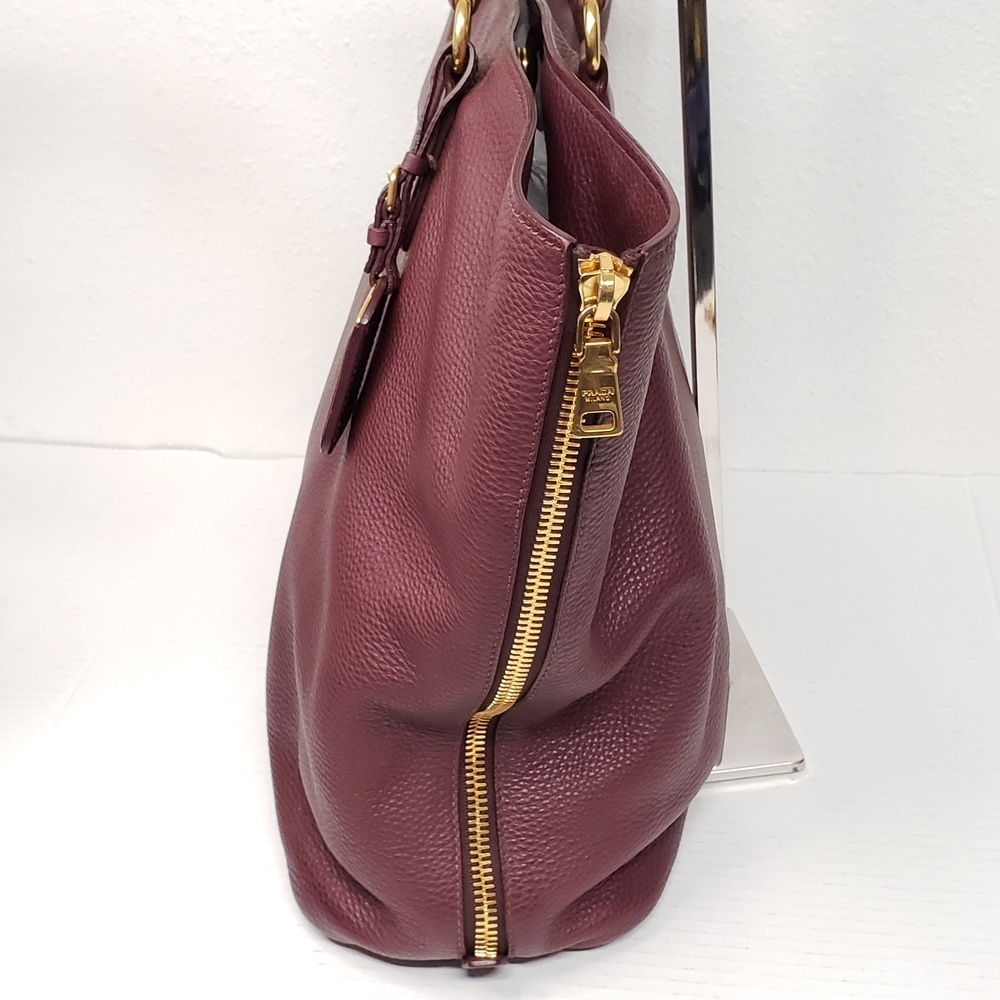Authentic Prada Vitello Daino Leather Tote Burgundy Large Shoulder Bag - Picture 6 of 16